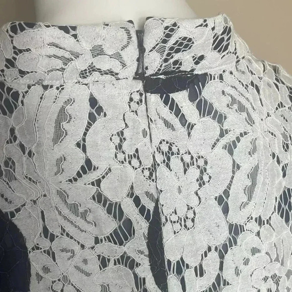 Anthropologie HD In Paris Rochelle Polka Dot Lace Top Blouse Navy Size 4 Small - Picture 4 of 8